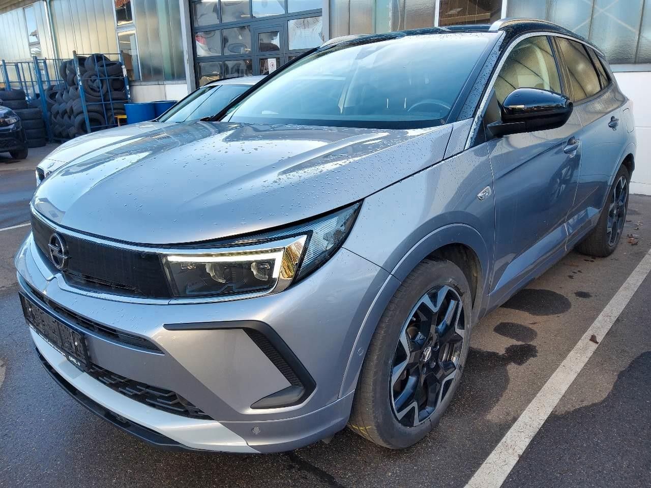 Fahrzeugabbildung Opel Grandland (X) ULTIMATE 4HYBRID NAVI/LED/360°/DAB