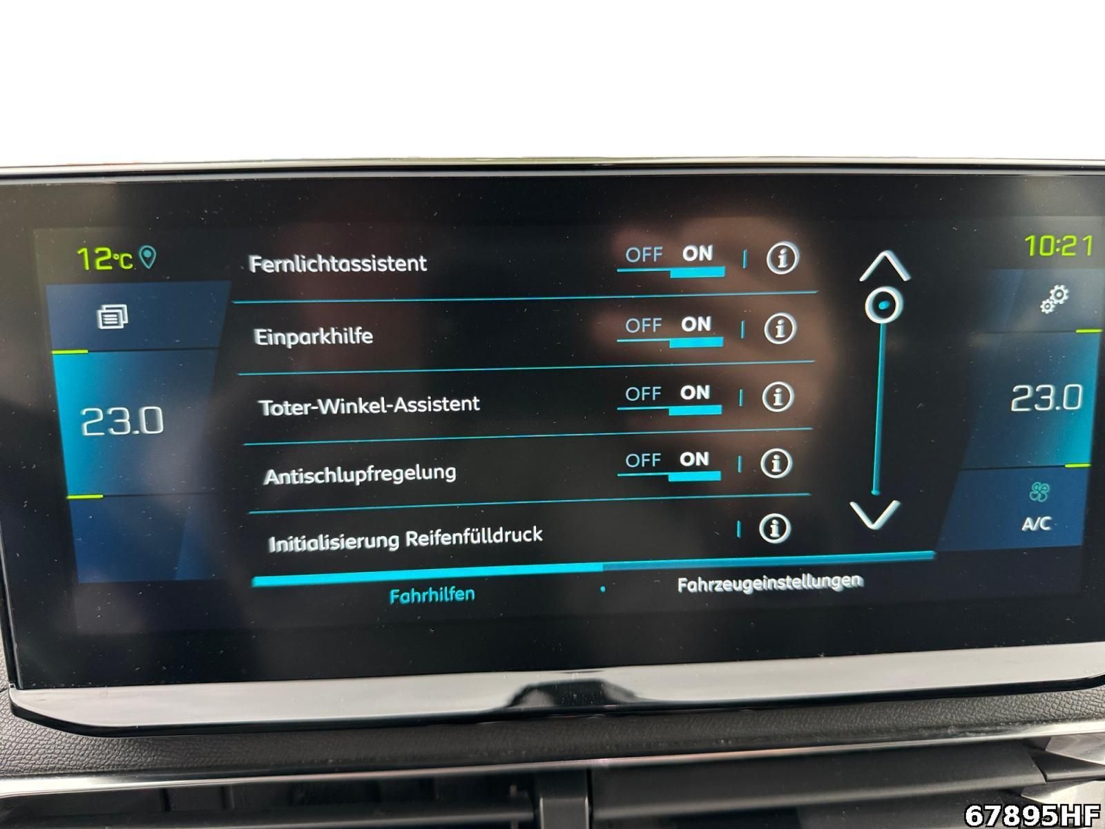 Fahrzeugabbildung Peugeot 3008 1.6 Hybrid 225 (Plug-In), Allure