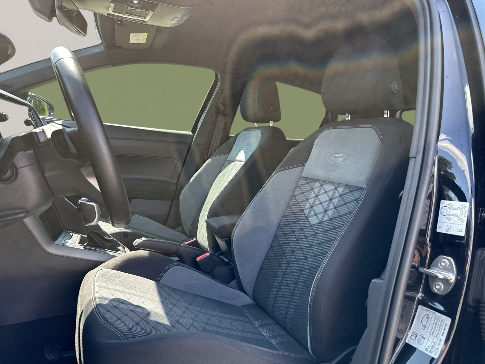 Polo 1.0 TSI R-Line, IQ.Drive, Navi, RearView, K