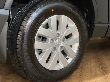Fahrzeugabbildung Ssangyong MUSSO Grand 2,2D Sapphire**SAFETY-Paket**MY22**