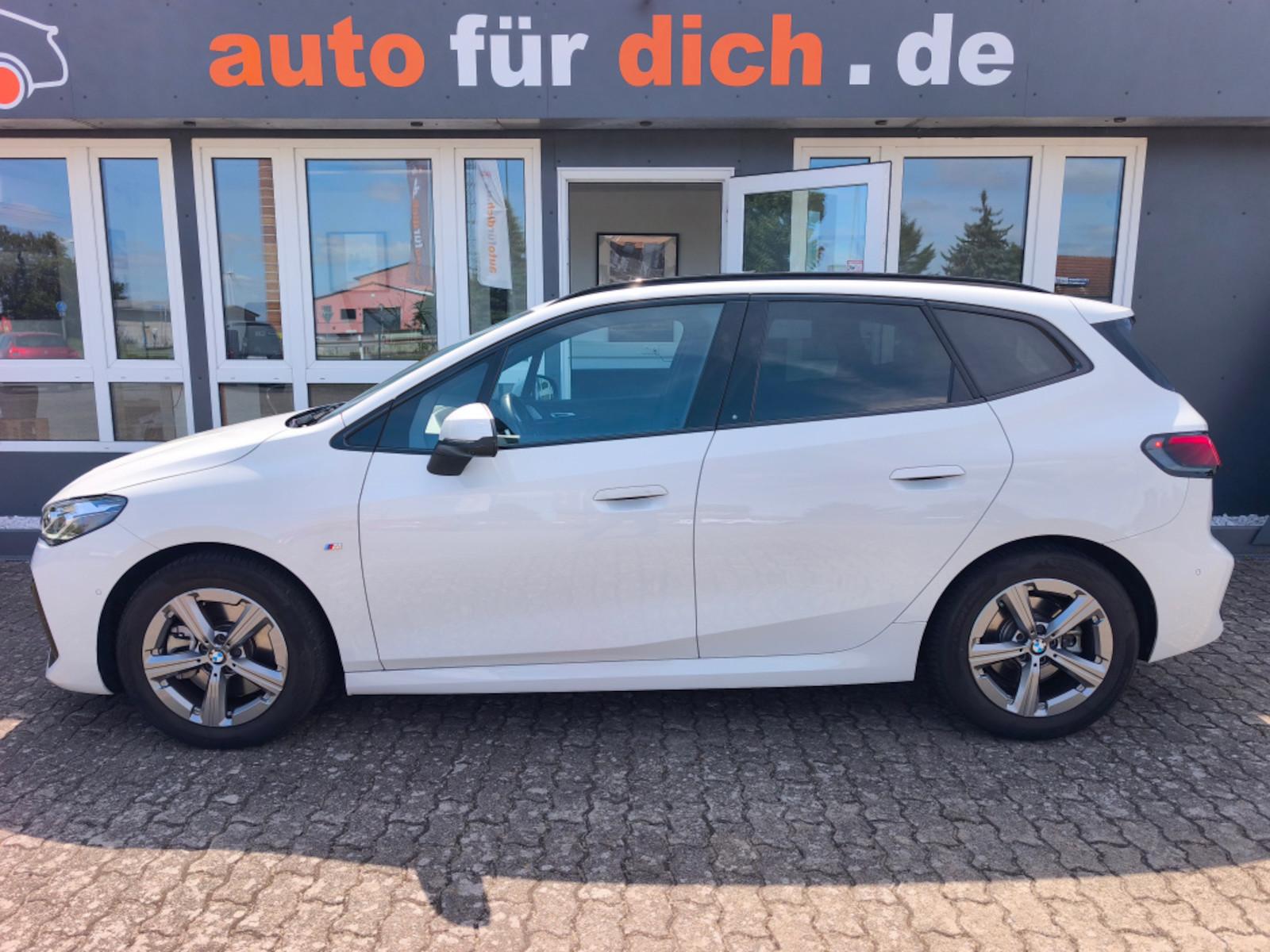 BMW 223 i xDrive*M-Sport*AHK*LED*Pano*Navi*Kamera*