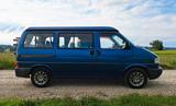Volkswagen T4 Caravelle 2.5 Camping Bus - blaue Volkswagen T4 Caravelle