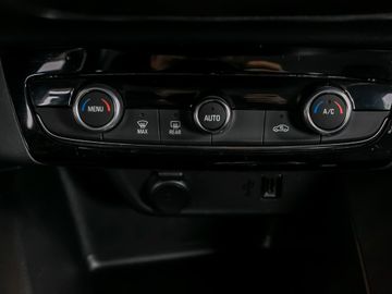 Opel Corsa F e Edition Fahrerassistenz-Paket LED