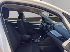 BMW 218 Active Tourer BMW Advantage Keyles Go, Klima