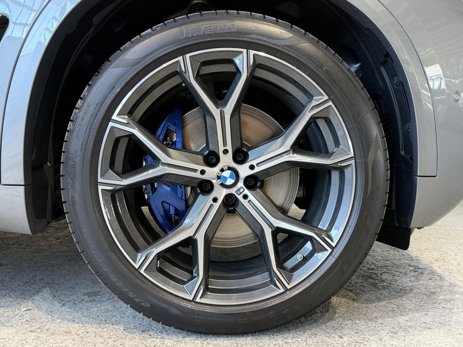 Fahrzeugeinzelansicht 14 Fahrzeugabbildung BMW X5 xDrive30d Panorama Glasdach | HK Surround | S