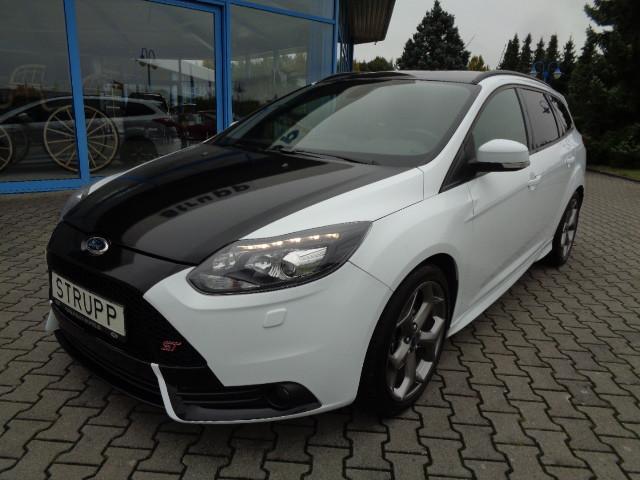 Ford Focus Turnier ST Xenon/Sony/Winterpaket/Scheckh.