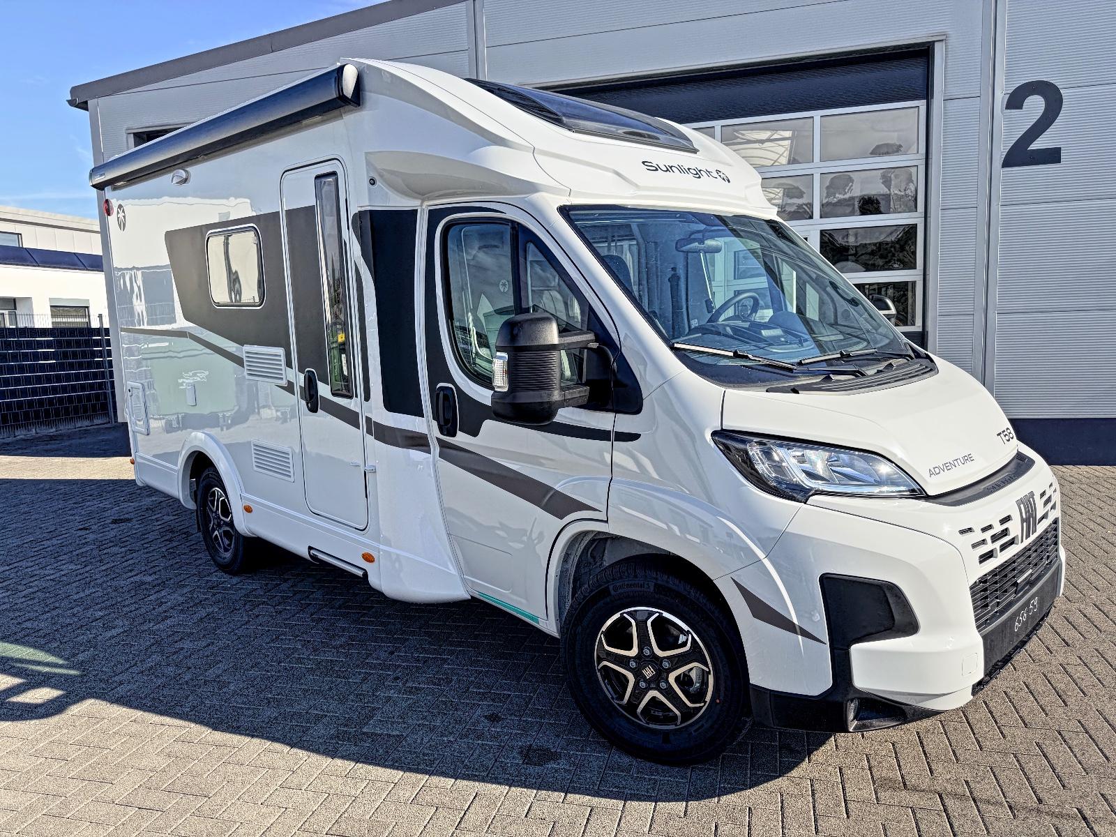 Sunlight T58 Adventure mit Hubbett für 4 Personen