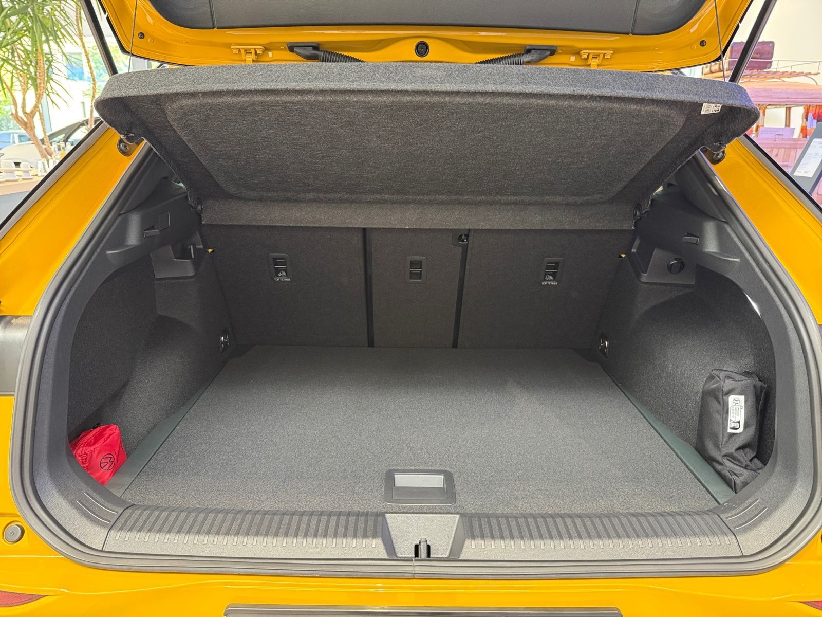 Volkswagen T-Roc - Bild 12