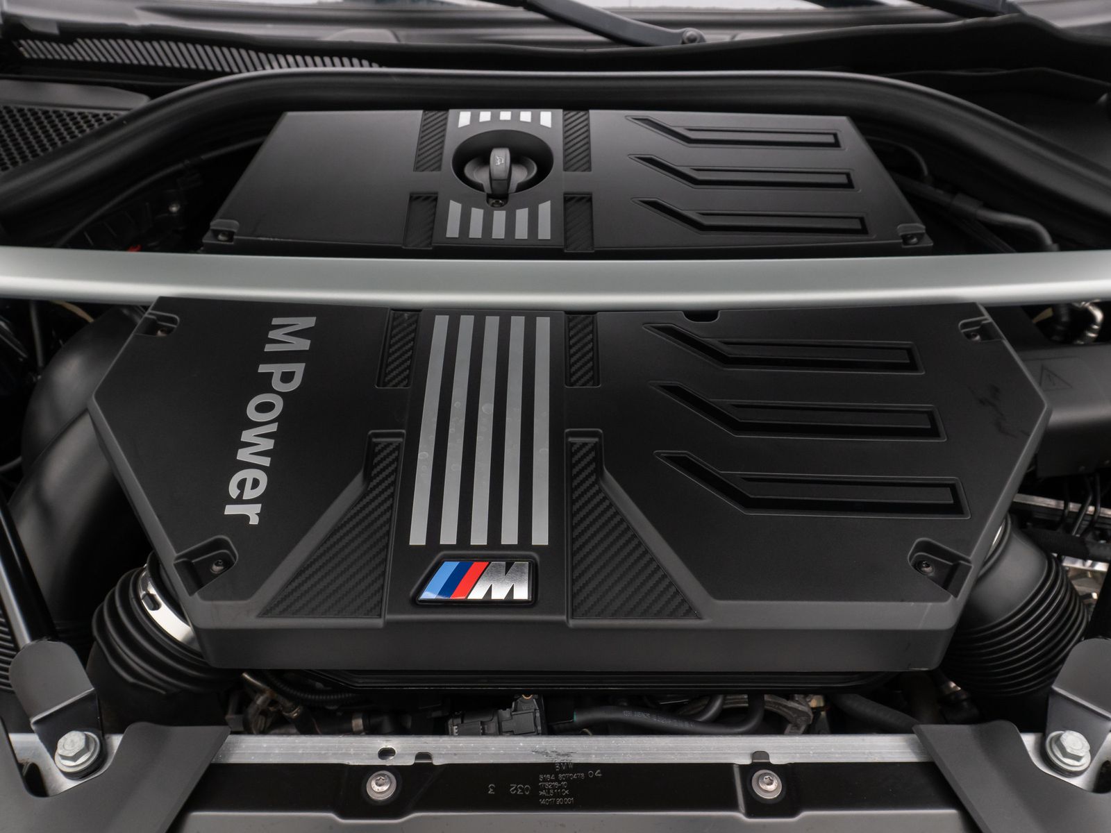 Fahrzeugabbildung BMW X4 M Competition HUD Kamera DAB Panorama 21Zoll