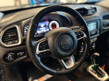 MYAUTOCENTER – Gebraucht- und Jahreswagen mit Werkstattservice in Pfaffenhofen Jeep Renegade Limited 4WD *2. Hand*Klima*Kamera*Navi*