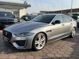 Jaguar XE R-Dynamic Black LEDER 360° MERIDIAN NAVI - Jaguar XE aus 2021