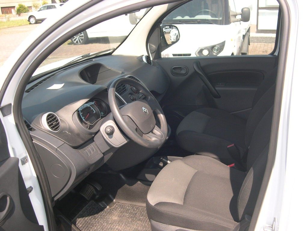 Fahrzeugabbildung Renault Kangoo DoKa ELEKTRO+KLIMA+MIT BATTERIE+