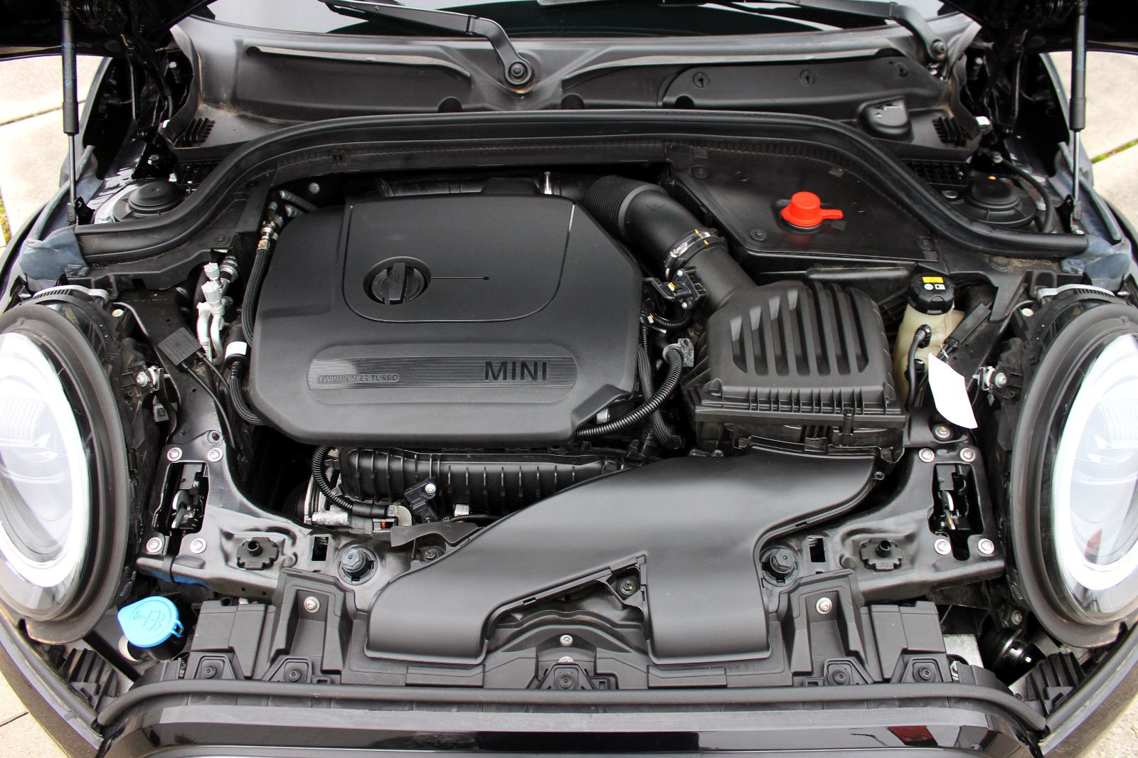 Fahrzeugabbildung MINI Cooper Cabrio Classic-Trim LED KAM PDC SHZ NAV