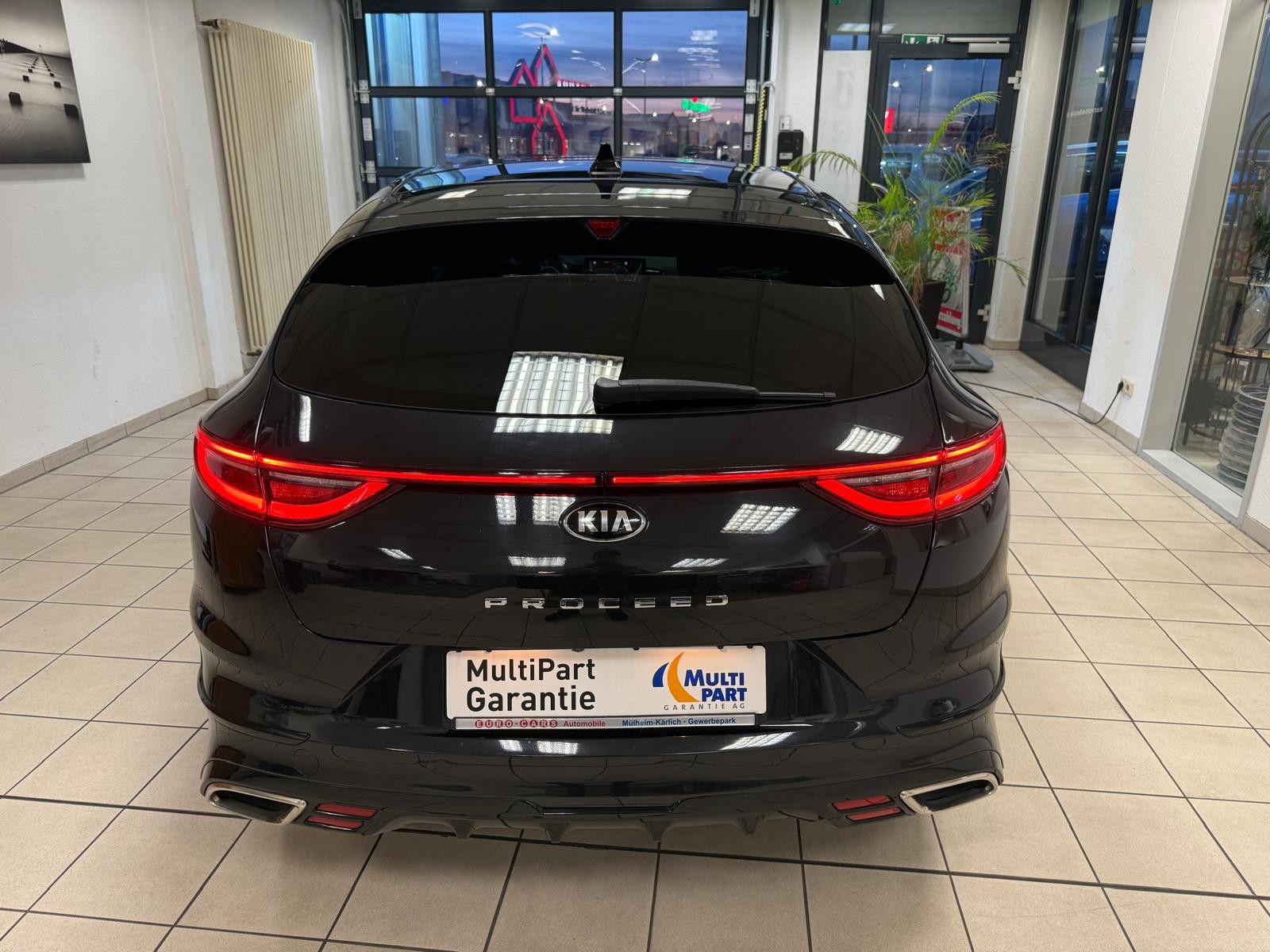 Fahrzeugabbildung Kia pro cee'd / ProCeed / LED / NAVI / SCHECKHEFT /