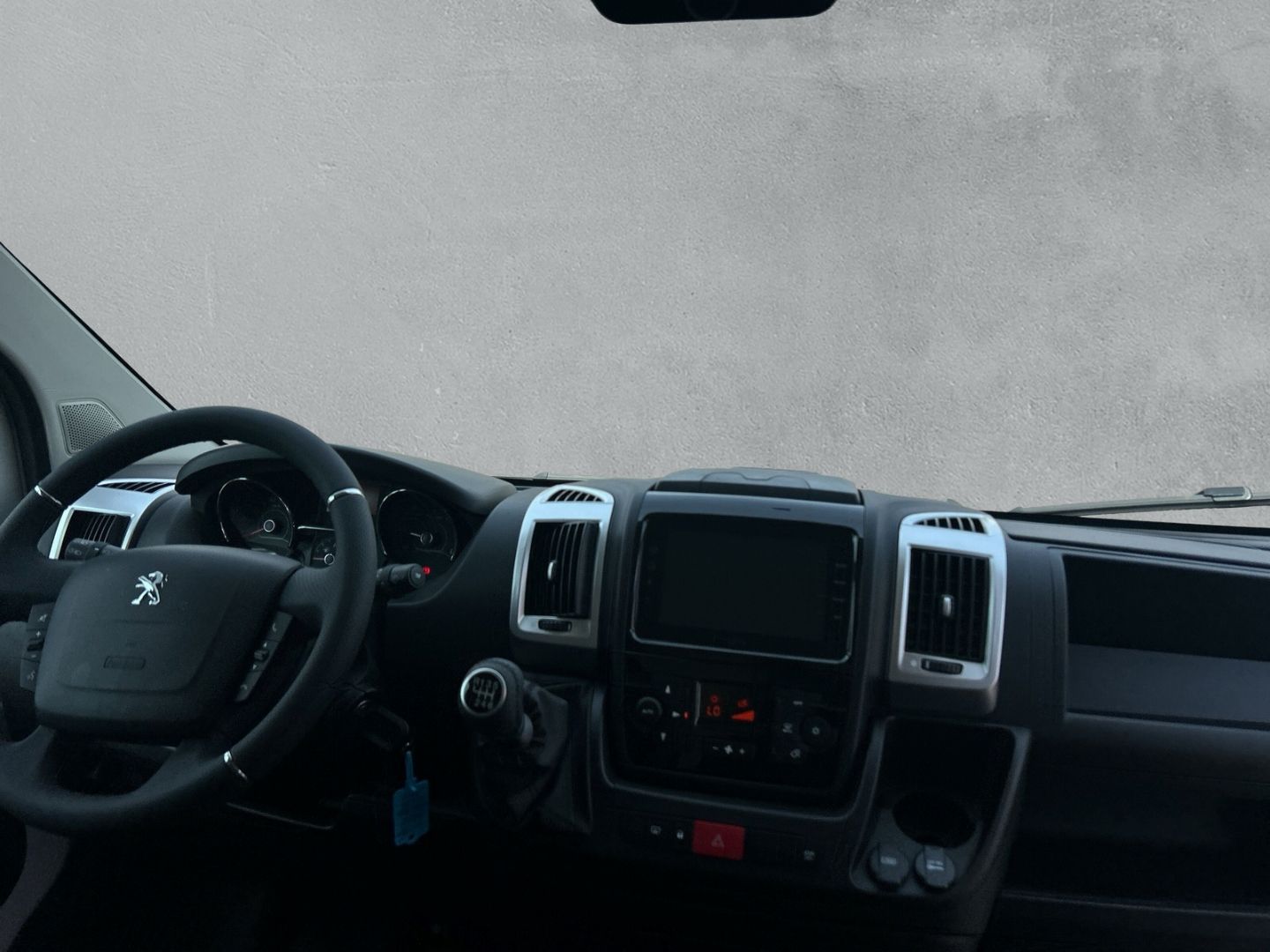 Fahrzeugabbildung Peugeot Boxer Kasten 335 L3H2 HDi 165 *Spurassistent* *N