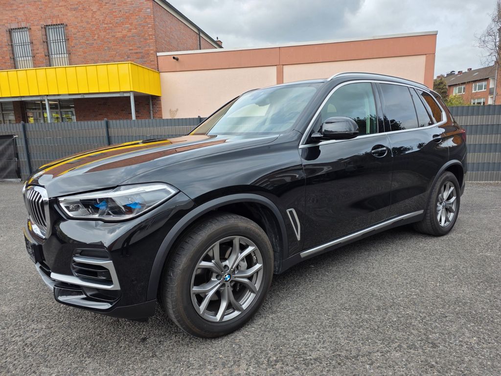 Image of BMW X5