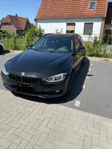 BMW 320d Touring - 09/2016-AHK-Keyless go-275.000km - BMW 320: Kombi, Km 0