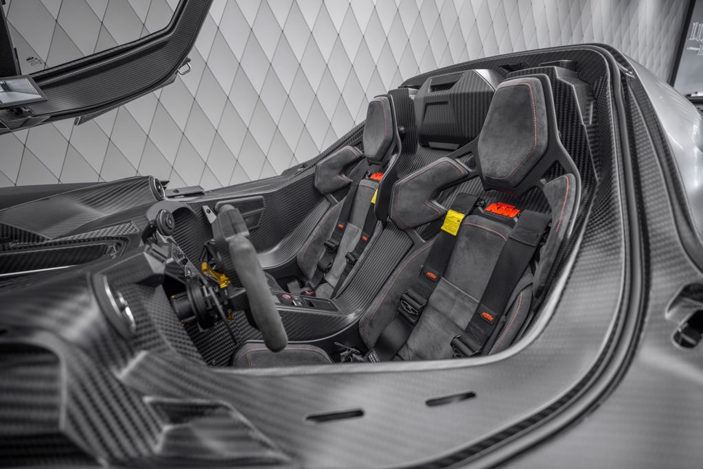X-BOW GT-XR CARBON FULL PPF - Bild 17