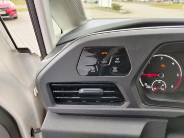 Volkswagen Caddy Basis nur für Export oder Händler