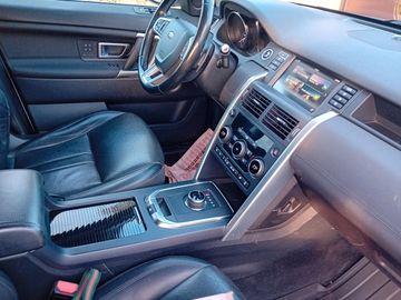 Land-Rover Discovery Sport - 12
