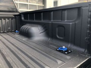 Bild 16 Isuzu D-Max Space Cab 4WD LSE zGG 3500kg f. Wohnkabine