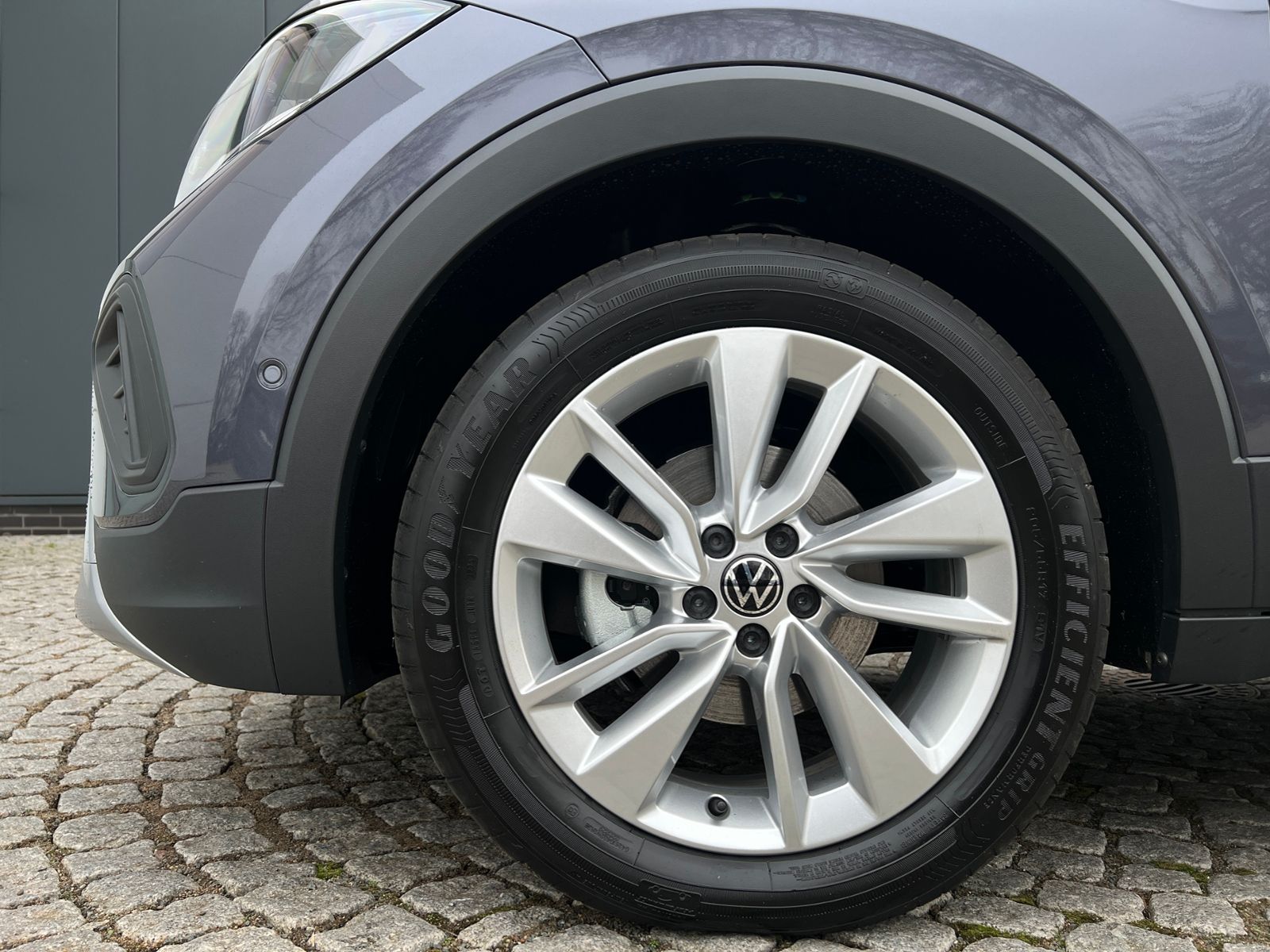 Fahrzeugabbildung Volkswagen T-Cross Life 1.0 TSI DSG *LED, ACC, Klima, Ready