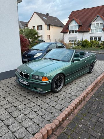 BMW E36 320i Cabrio