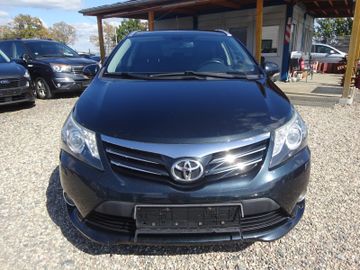 Toyota Avensis - 2