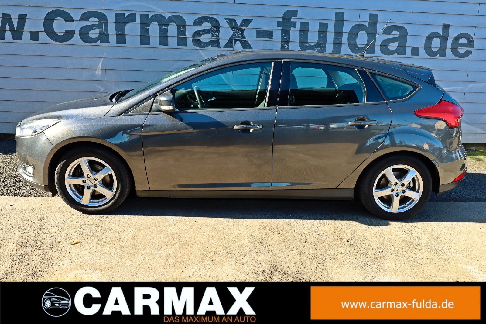 Fahrzeugabbildung Ford Focus Lim. Business,Tempomat,PDC,Navi,SH,SR+WR