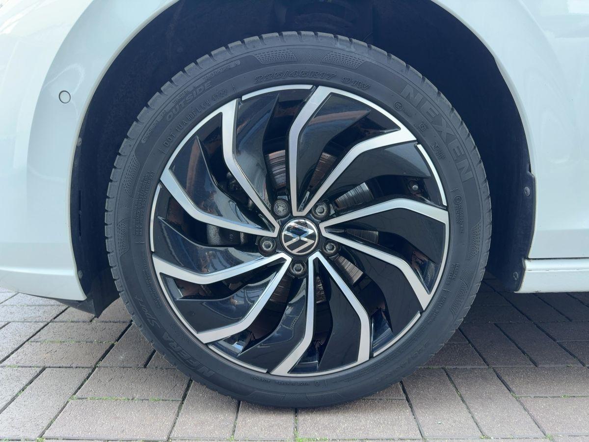 Volkswagen Golf Variant VIII 1.5 eTSI DSG Style Navi LED SH, миниатюра 12