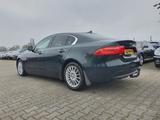 Jaguar XE NAVI-FULLMAP | CAMERA | ECC | JAGUAR-AUDIO - gebrauchte Jaguar XE aus dem Jahr 2015