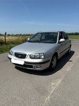 Hyundai Elantra 1.6  TÜV Neu - Hyundai Elantra: 1.6