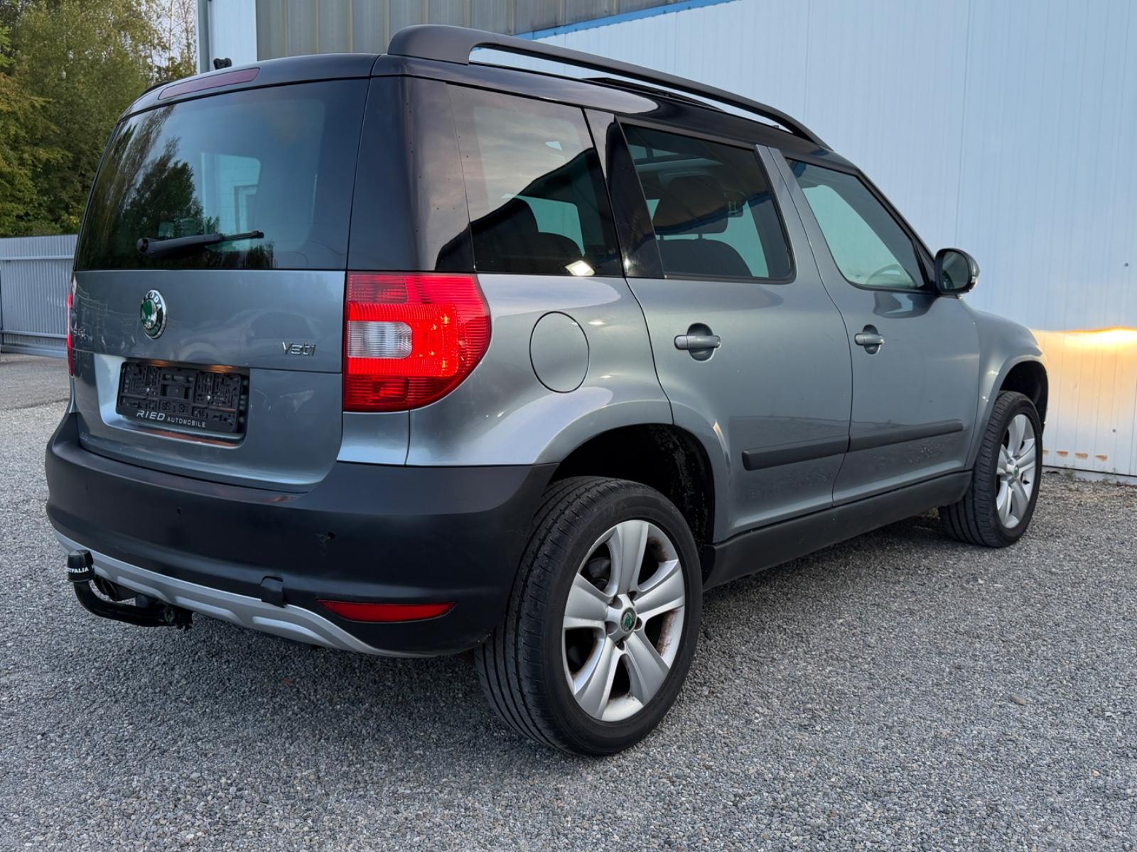 Skoda Yeti 1.8 TSI 152 ch 4x4 DSG - Toit panoramique - Caméra - GPS - Attelage