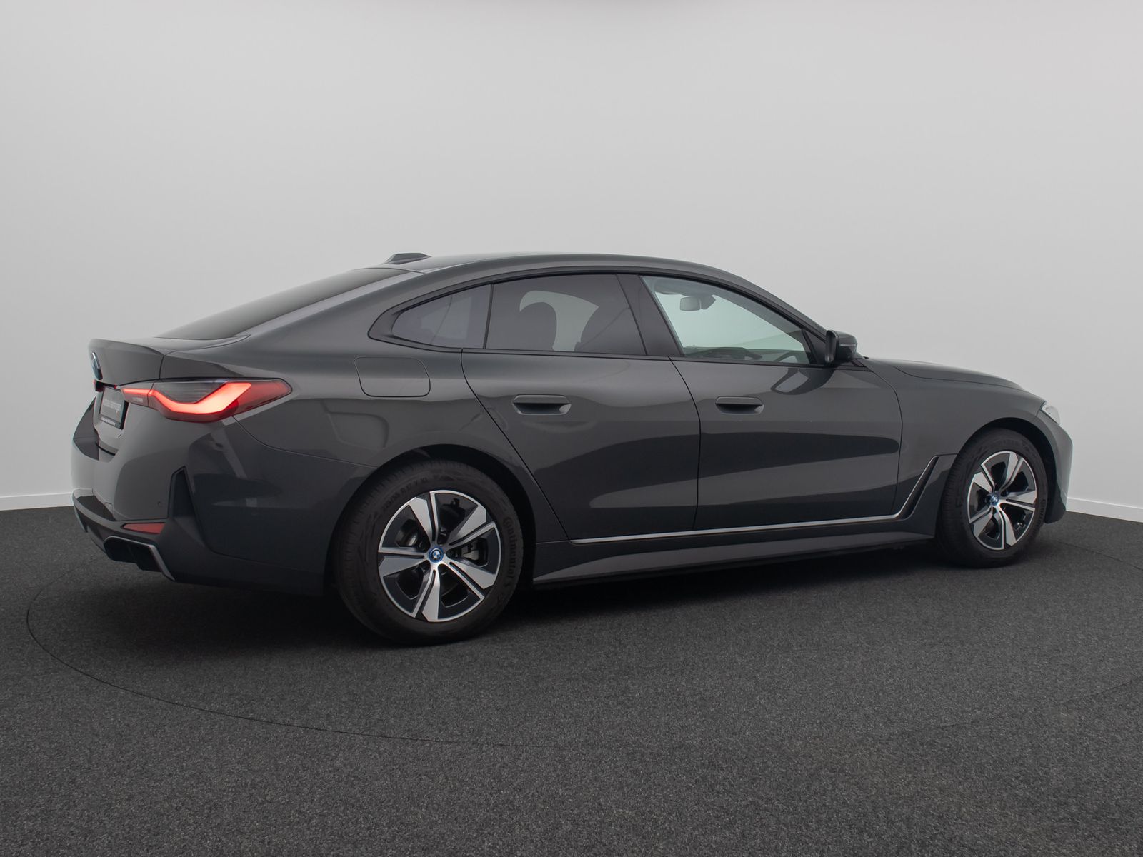 Fahrzeugabbildung BMW i4 eD35 Gran Coupe Glasdach HUD Komfort 360&deg;H/K