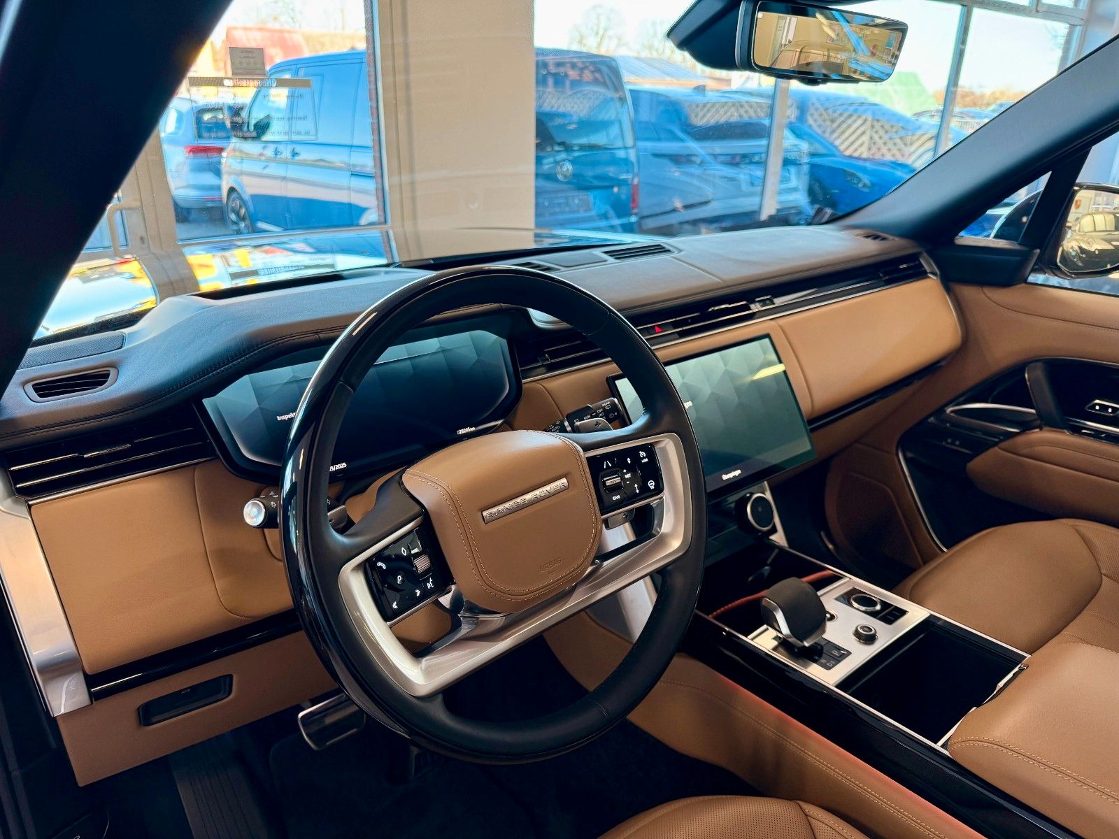 Fahrzeugabbildung Land Rover Range Rover LWB P530 Autobiography 7-Sitzer/23"