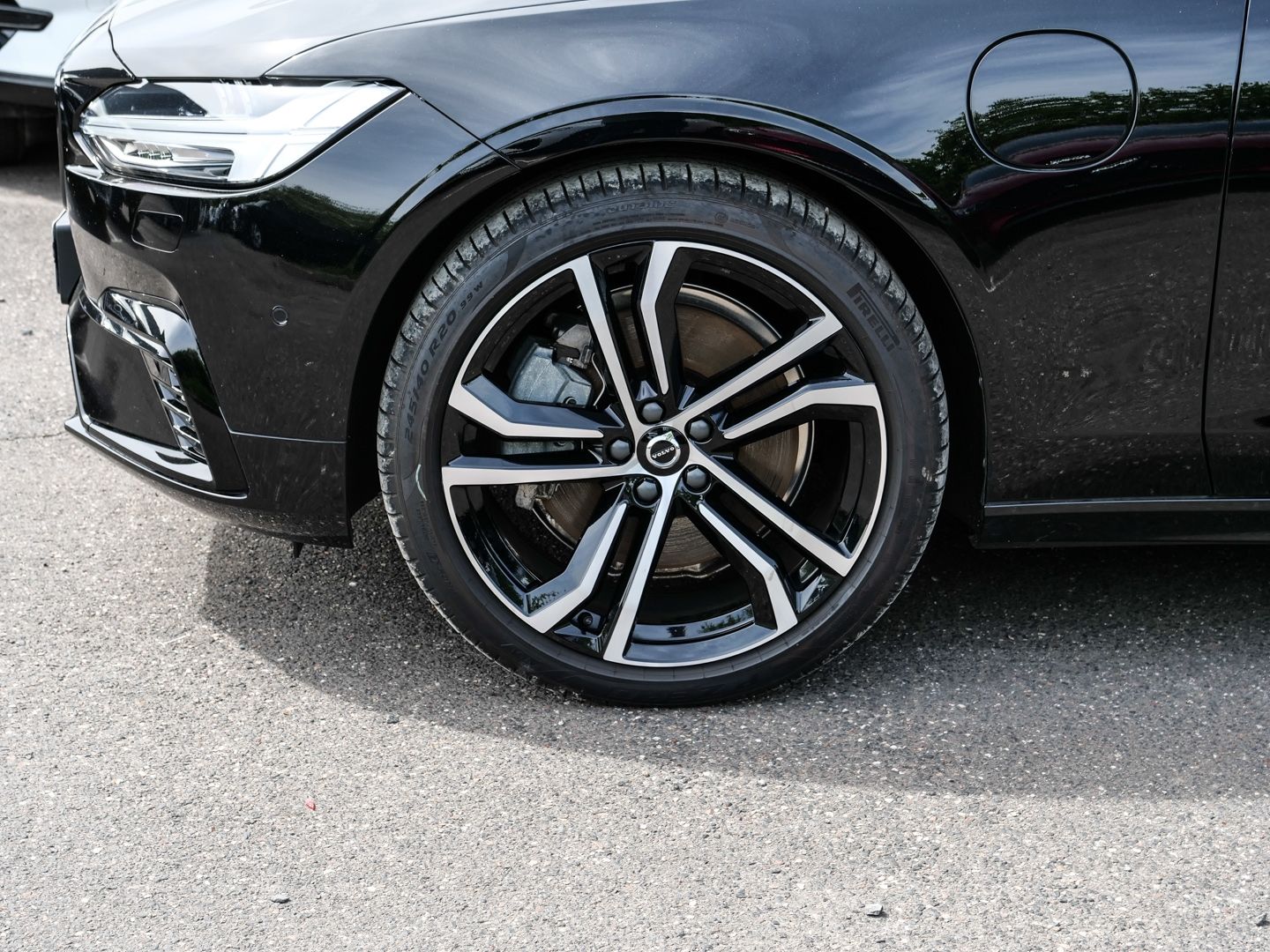 Volvo V90 Kombi Ultra Dark Recharge Plug-In Hybrid AWD foto 4