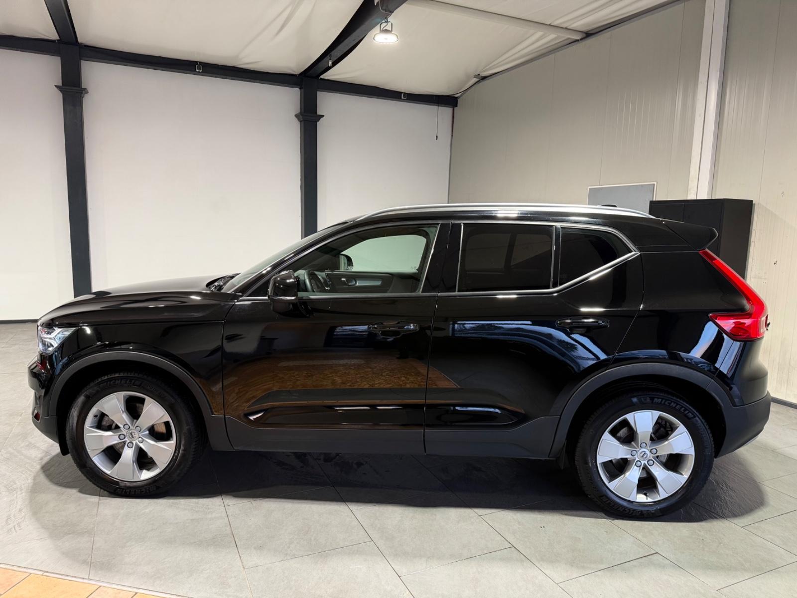 Volvo XC 40 XC40 Momentum Pro 2WD