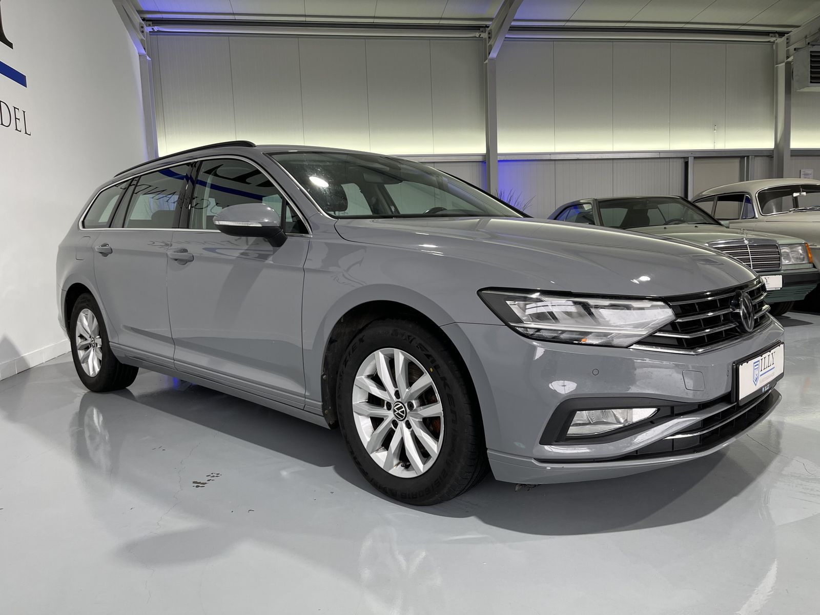 Fahrzeugabbildung Volkswagen Passat Variant 2.0 TDI*LED*AHK*ACC*Navi*Cam*