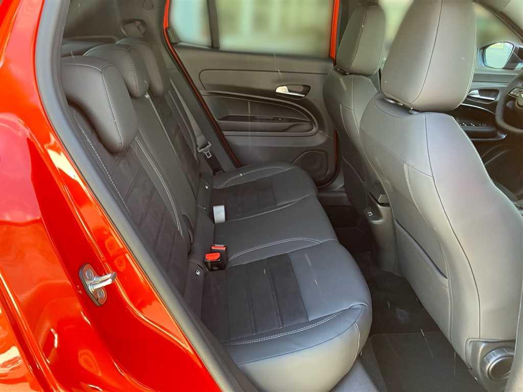 Fiat 600 MHybrid Sport LED PDC Kamera Sitzheizung PDC