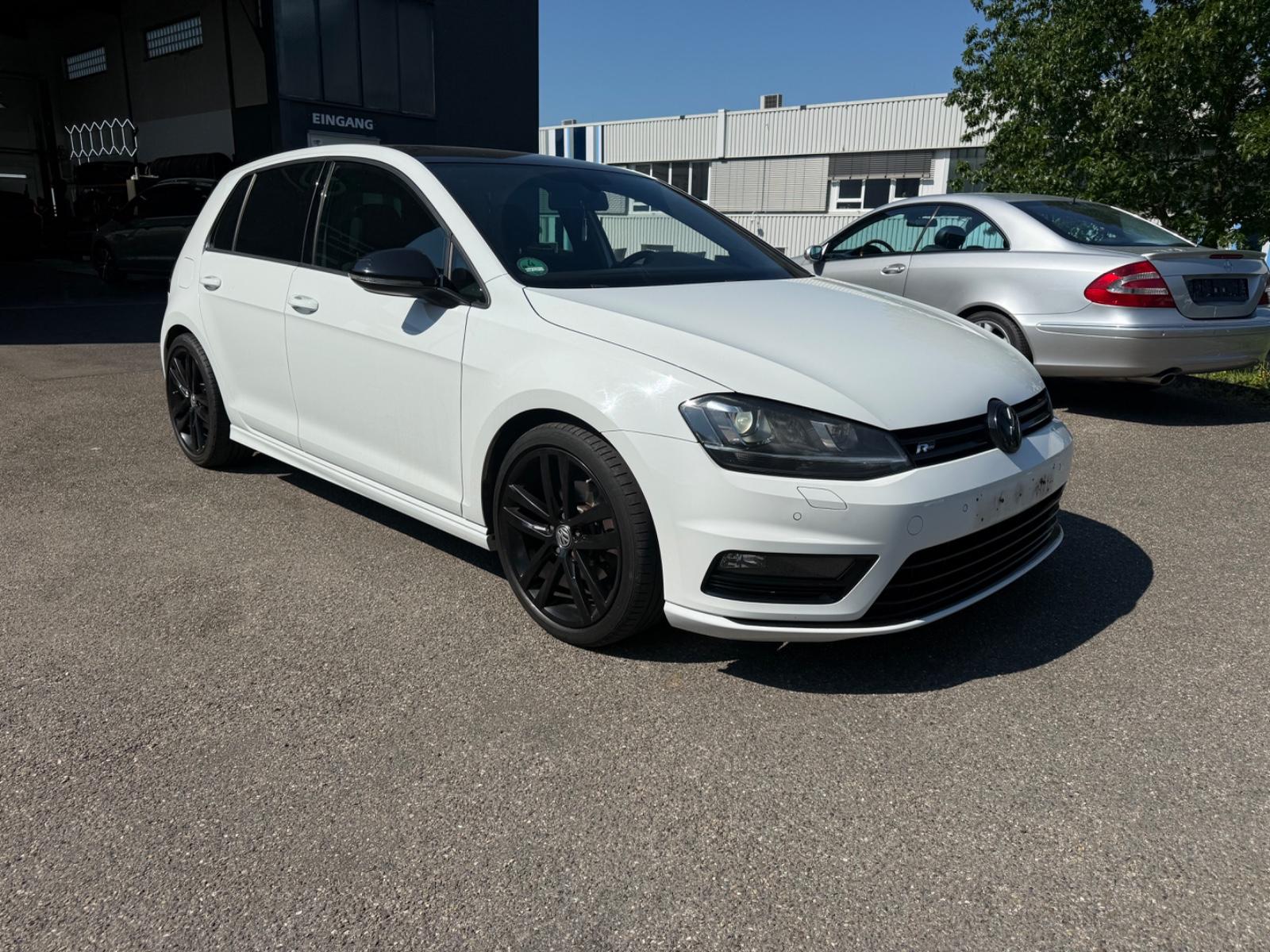 Volkswagen Golf VII Lim. Highline BMT (R-Line Ausführung)