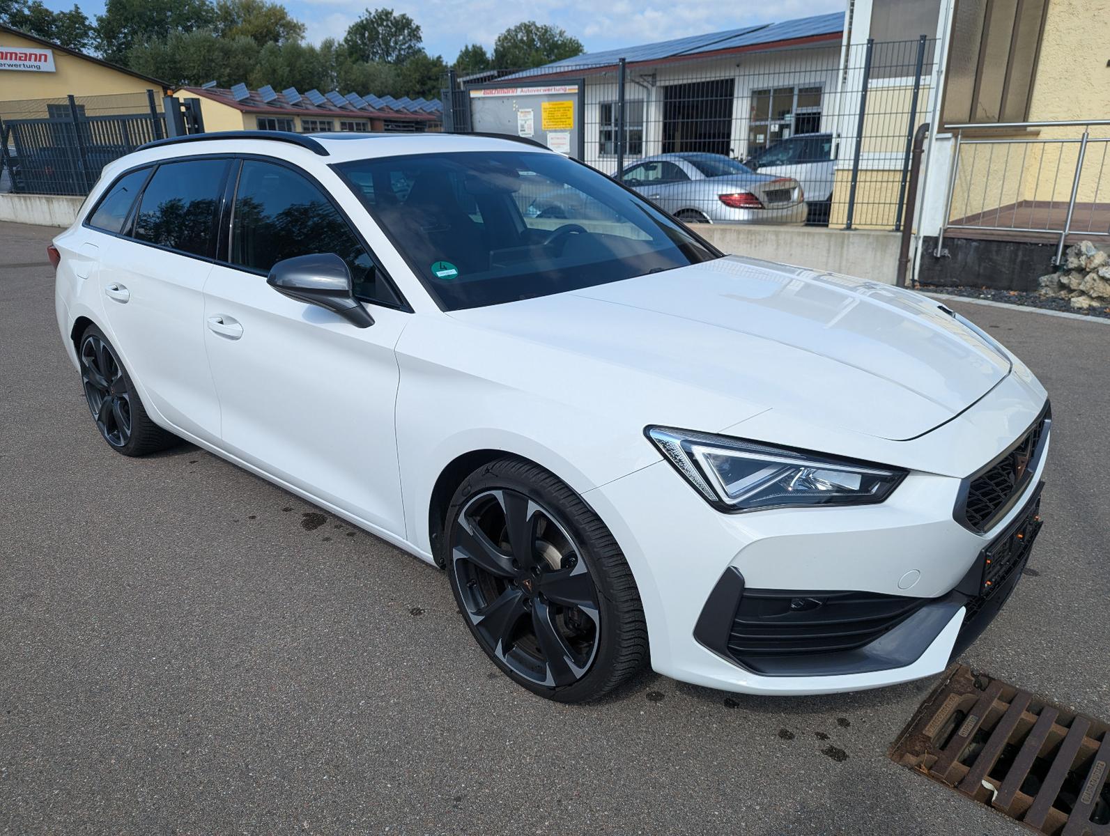 Cupra Leon Sportstourer VZ e-Hybrid