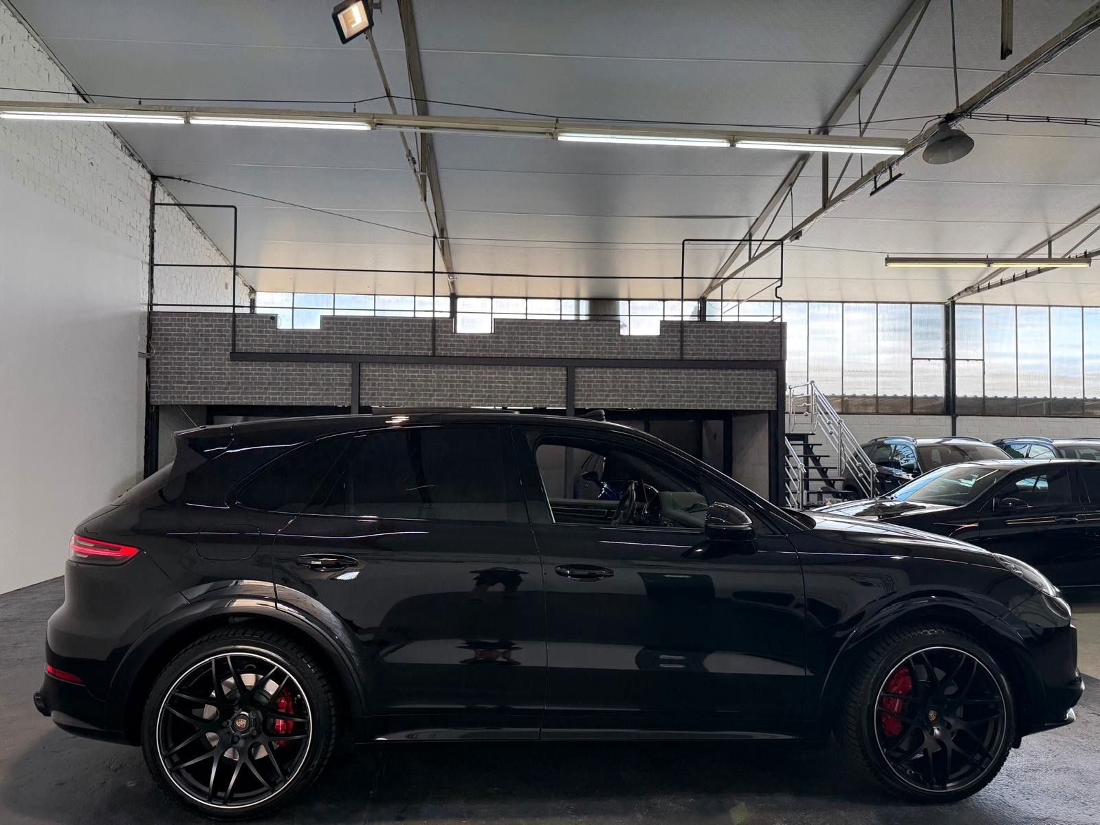 Porsche Cayenne GTS PANO ACC StandH BOSE MATRIX 21 foto 11