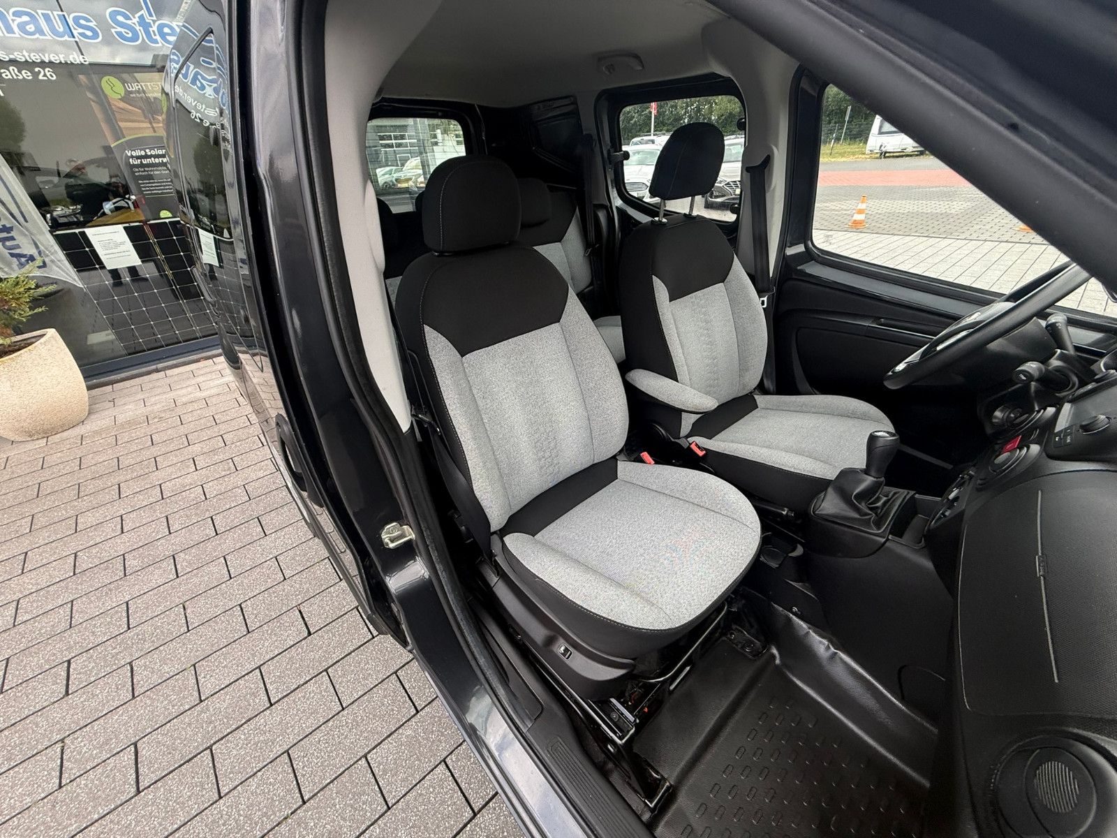Fahrzeugabbildung Fiat Qubo Active