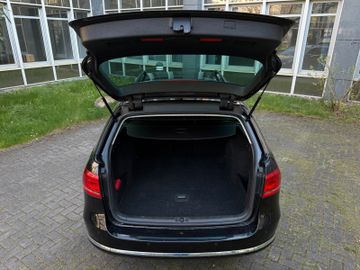 Volkswagen Passat Variant - 9