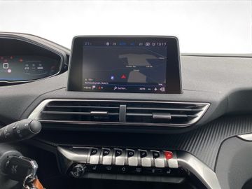Peugeot 3008 1.2 PureTech 130 Active AHK+Kam.+Navi+SHZ