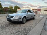 Volkswagen VW Passat 1.8 T Comfortline - Volkswagen Passat aus 2004