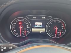 MERCEDES-BENZ B 180 Style Edition Navi LED Kamera Apple CarPla