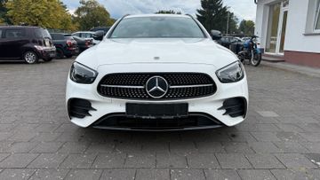 Mercedes E 300 - 4
