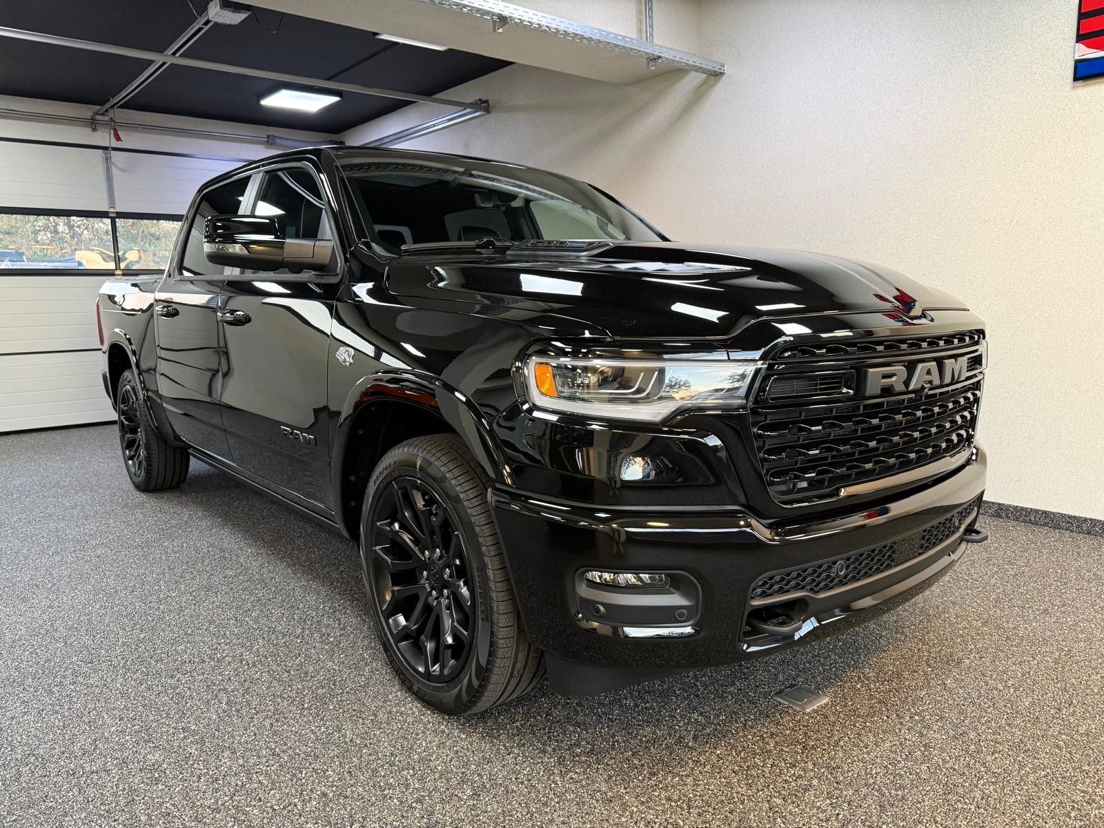 Fahrzeugabbildung Dodge RAM LIMITED HEMI V8-RAMBOX-TAILGATE-SOFORT!!!