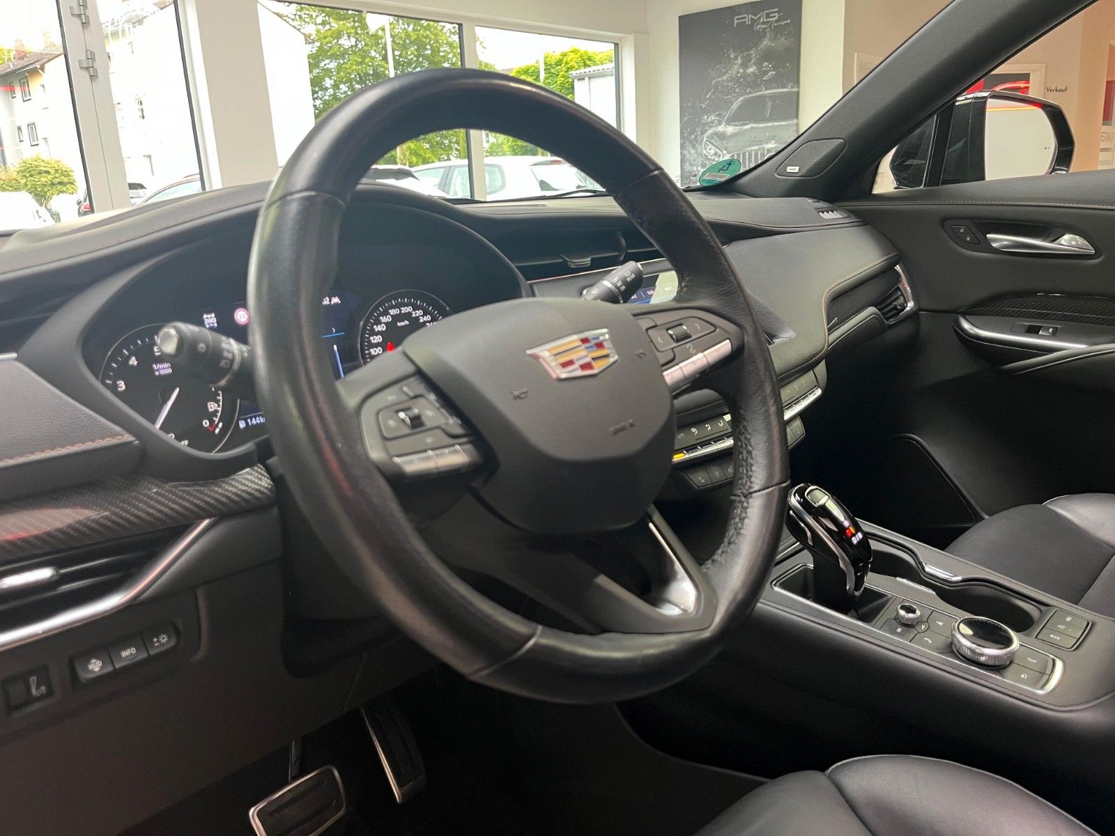 Fahrzeugabbildung Cadillac XT4 Sport AWD